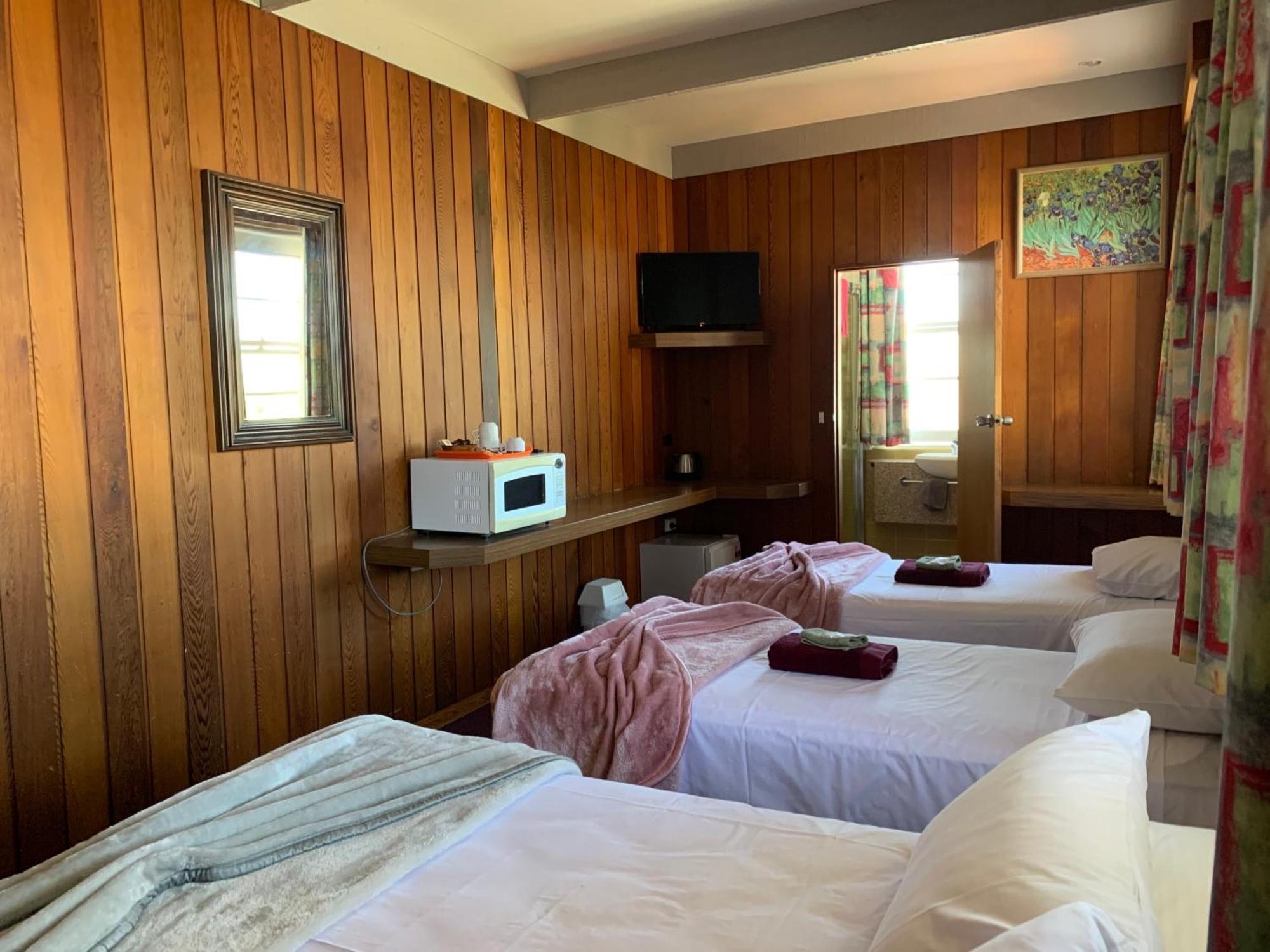 Moruya Monarch Hotel Exterior photo
